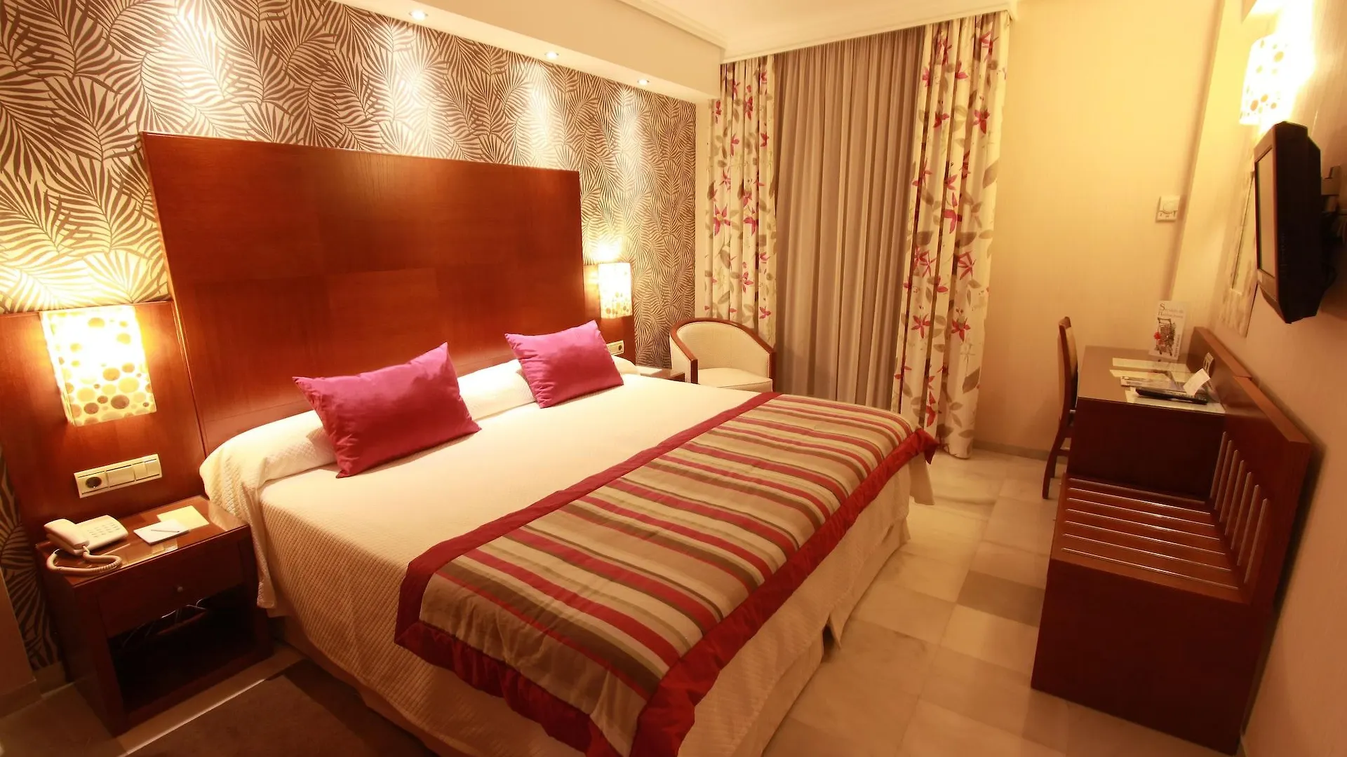 Hotel Balcon De Europa Nerja 4*,  Spain